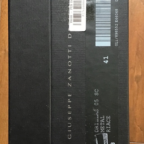 SOLD !Giuseppe Zanotti size 11 Leather Espadrilles - Picture 7 of 7